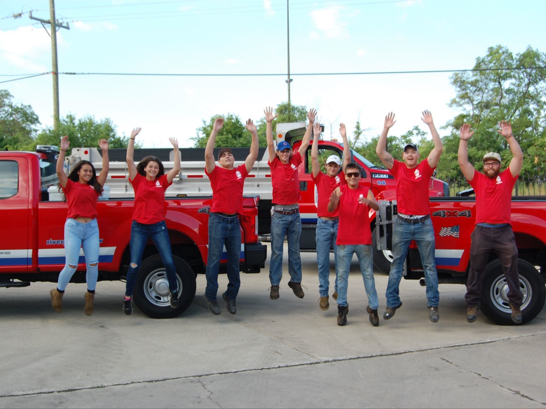 2019 summer help kids leaping into the air together