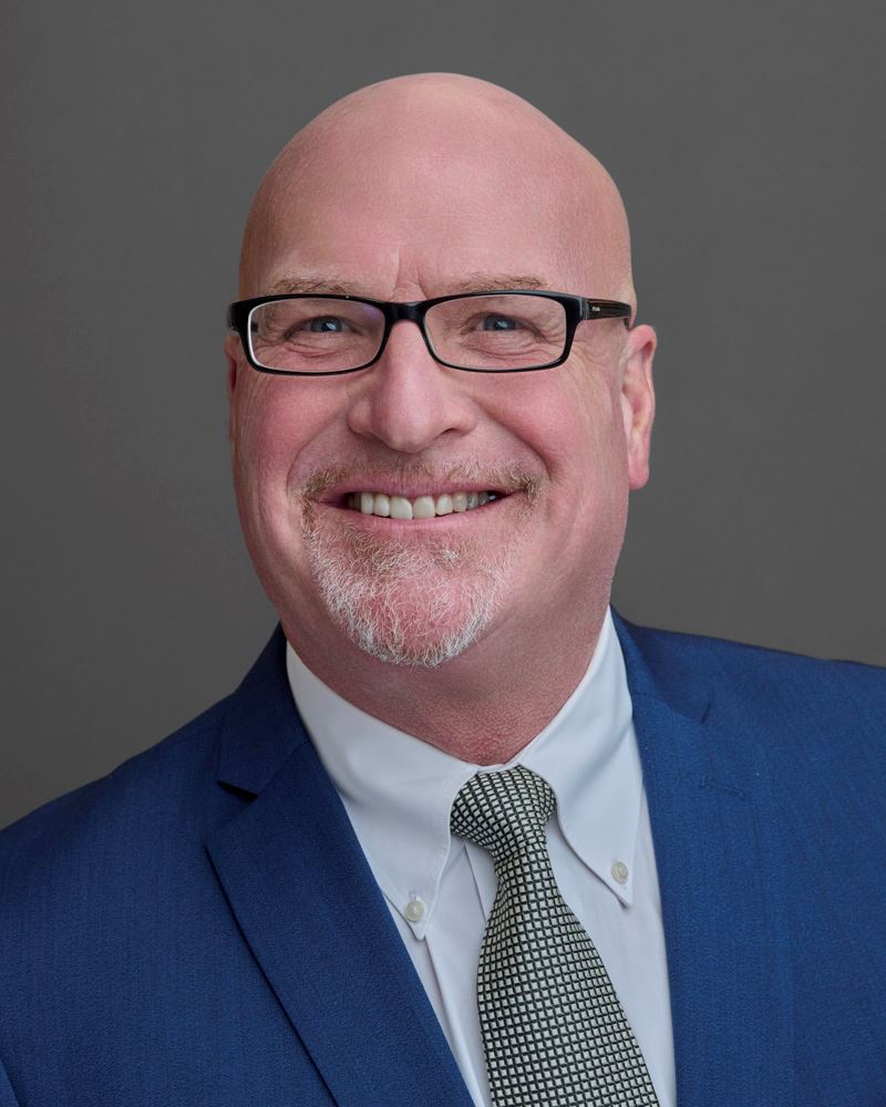 Bobby Thomas with grey background